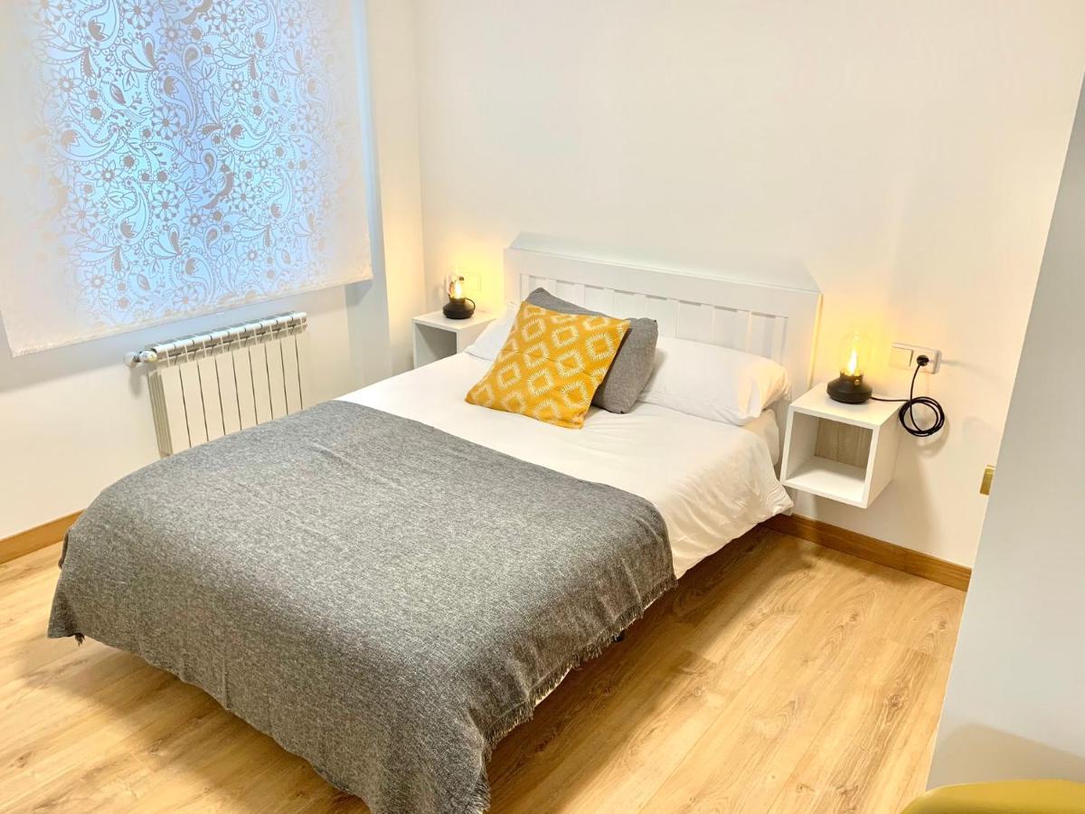 Ferienwohnung Casa Ferreiros. Parking Y Wifi Incluidos! Gijón Exterior foto
