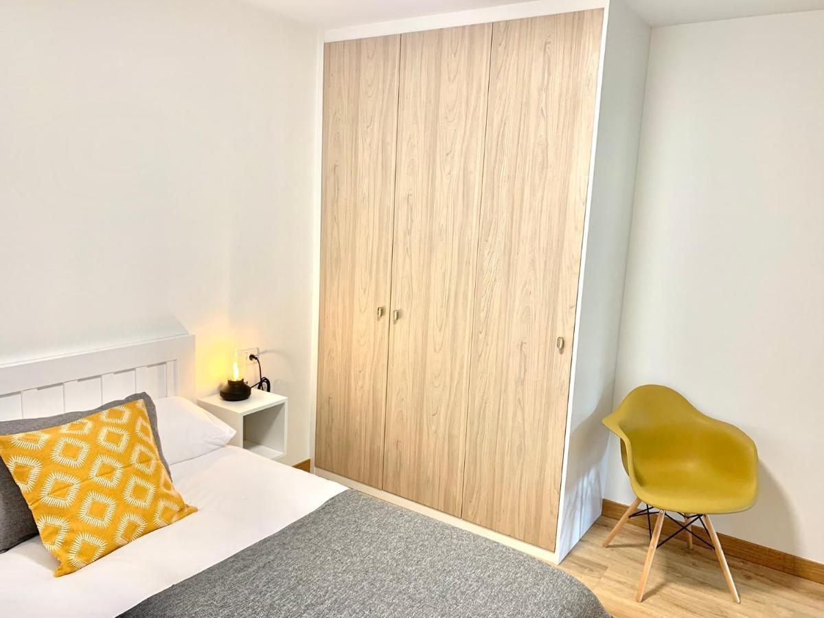 Ferienwohnung Casa Ferreiros. Parking Y Wifi Incluidos! Gijón Exterior foto