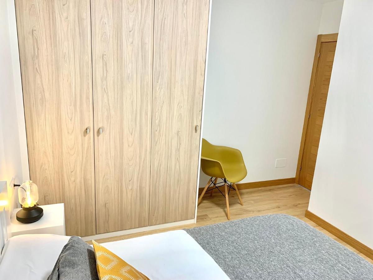 Ferienwohnung Casa Ferreiros. Parking Y Wifi Incluidos! Gijón Exterior foto