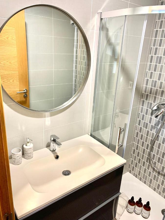 Ferienwohnung Casa Ferreiros. Parking Y Wifi Incluidos! Gijón Exterior foto