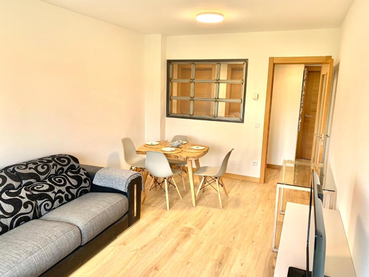 Ferienwohnung Casa Ferreiros. Parking Y Wifi Incluidos! Gijón Exterior foto