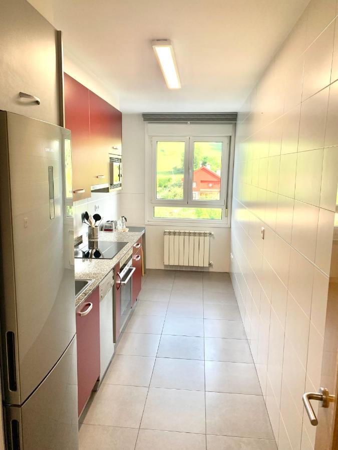 Ferienwohnung Casa Ferreiros. Parking Y Wifi Incluidos! Gijón Exterior foto