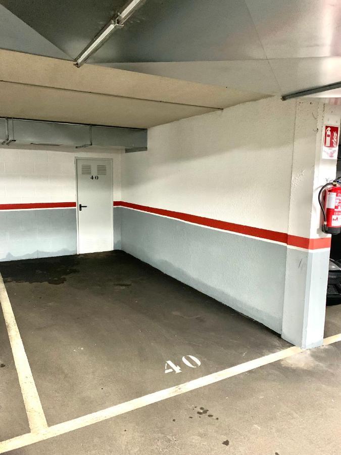 Ferienwohnung Casa Ferreiros. Parking Y Wifi Incluidos! Gijón Exterior foto